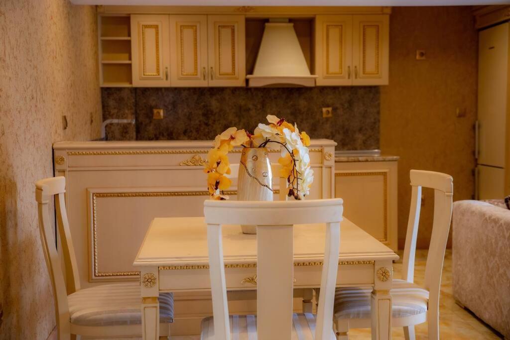 Luxury Apartment 'Rich' Velingrad Bagian luar foto