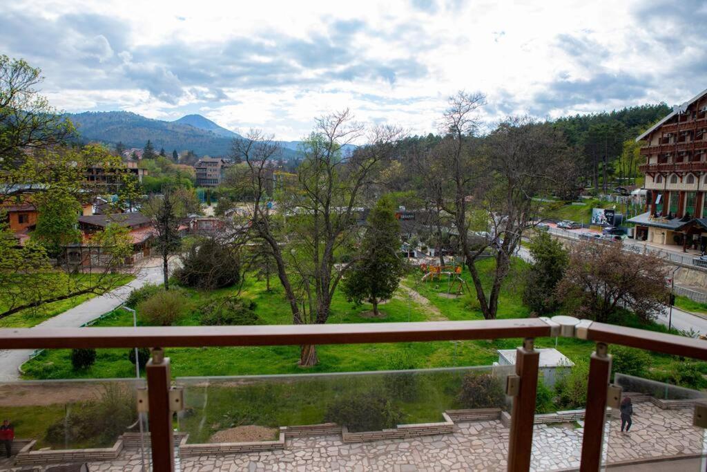 Luxury Apartment 'Rich' Velingrad Bagian luar foto