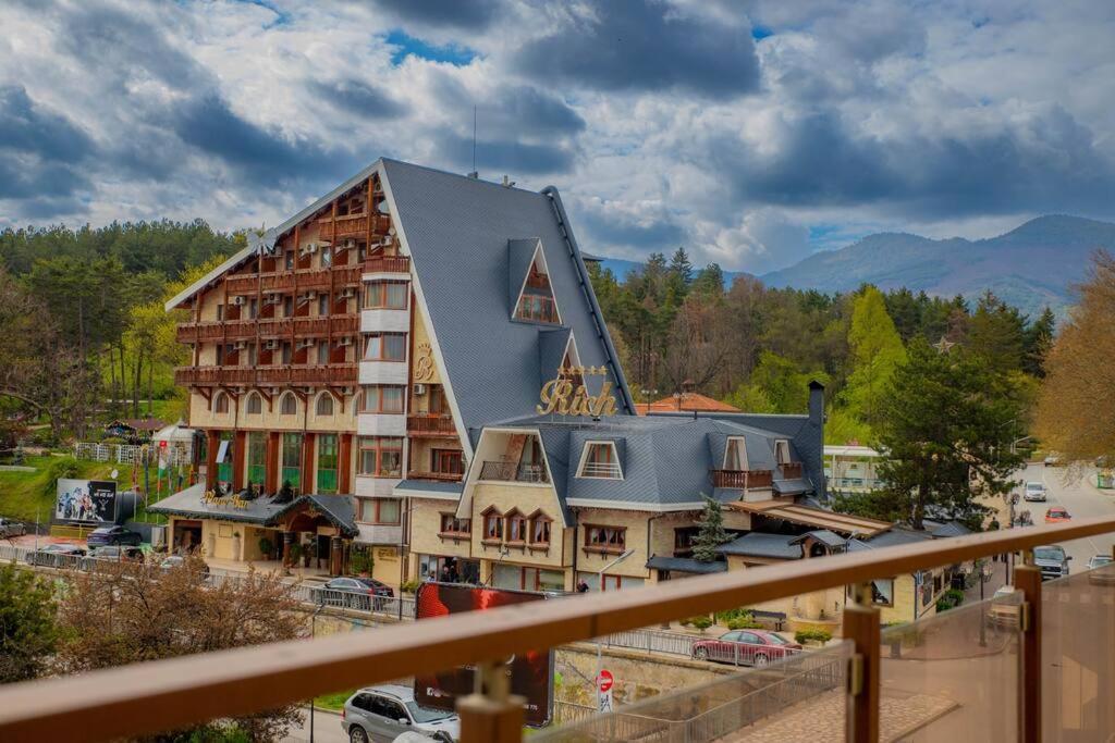 Luxury Apartment 'Rich' Velingrad Bagian luar foto