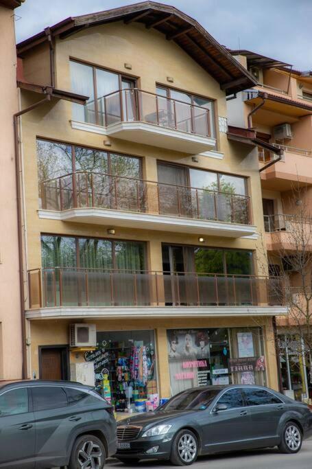 Luxury Apartment 'Rich' Velingrad Bagian luar foto