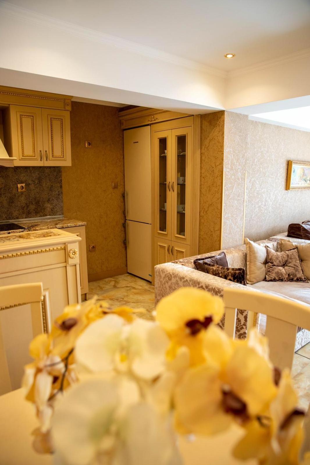 Luxury Apartment 'Rich' Velingrad Bagian luar foto